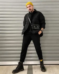 Bolso bandolera de piel de 18 cm in Negro