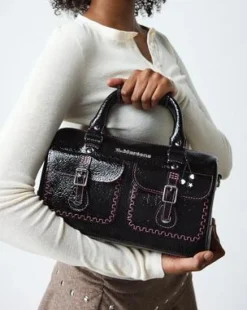 Bolso de piel Distressed Patent con asa superior in Negro