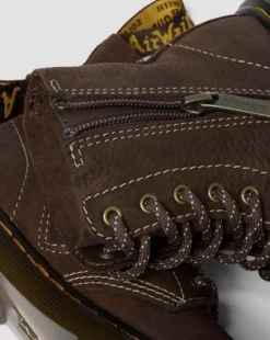 Botas 1460 de piel Tumbled Nubuck para junior in Marrón Oscuro