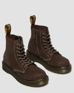 Botas 1460 de piel Tumbled Nubuck para junior in Marrón Oscuro