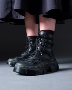 Botas Dmxl con 8 ojales de piel in Negro