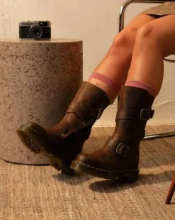 Botas moteras Anistone de piel Crazy Horse con 2 tiras in Marrón Oscuro
