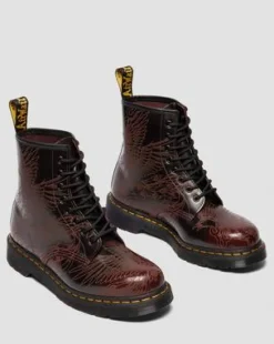 Botas 1460 Phoenix de piel Arcadia Rub Off in Rojo Cereza