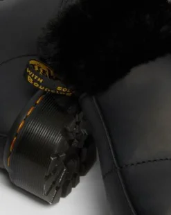 Botas 1460 Serena Collar Con Forro Sintético in Negro