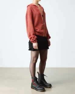 Botas 1460 Vonda de piel con bordado floral in Negro