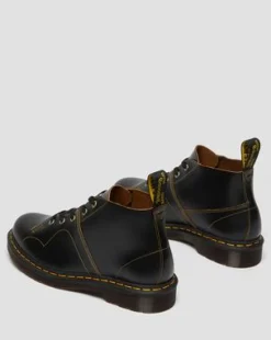 Botines Church Vintage en piel con puntada amarilla in Negro