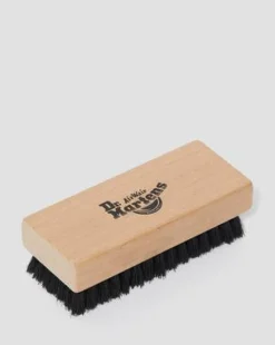 Cepillo de cerdas para zapatos in Negro