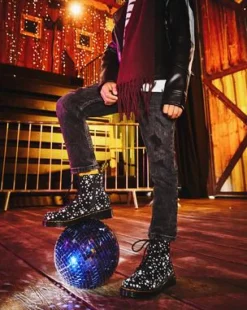 Junior 1460 Pascal Star Suede Lace Up Boots in Negro
