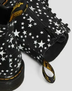 Junior 1460 Pascal Star Suede Lace Up Boots in Negro