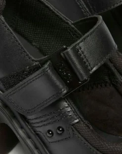 Merceditas De Tacón Eviee Tech Strap in Negro