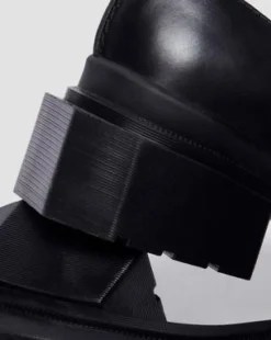 Merceditas Maybole de piel con puntera cuadrada in Negro