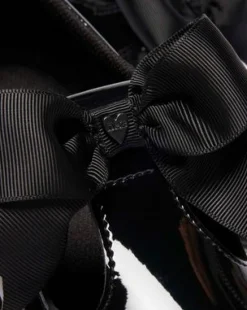 MERCEDITAS POLLEY II BOW DE CHAROL PARA JUNIOR in Negro