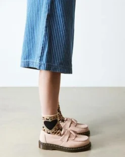 Mocasines Adrian de piel Nubuck con borla in Rosa Polvo