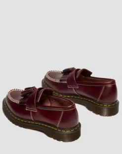 Mocasines Adrian de piel Orleans con borlas in Rojo Cereza