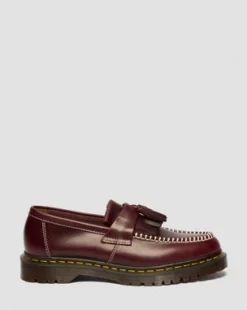 Mocasines Adrian de piel Orleans con borlas in Rojo Cereza