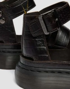 Sandalia Clarissa de piel Croc Embossed con tiras in Marrón Oscuro