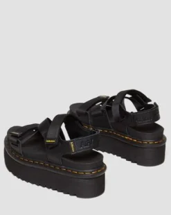 Sandalias Kimber II Logo Webbing in Negro