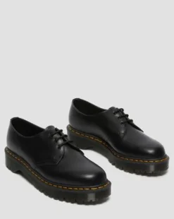 Zapatos 1461 Bex de piel Smooth in Negro