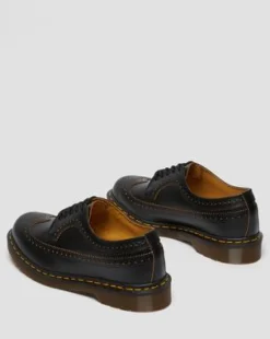 Zapatos Blucher 3989 Vintage de piel Quilon calada in Negro