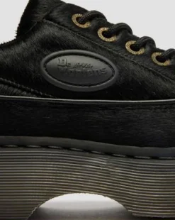 Zapatos Buzz de 5 ojales de piel Hair On in Negro