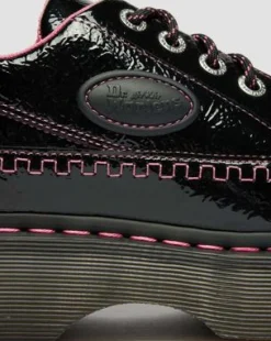 Zapatos Buzz de piel Distressed Patent con 5 ojales in Negro