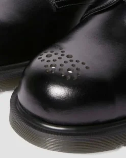 Zapatos 1461 de piel Analine con puntera de acero in Negro