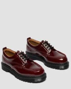 Zapatos Lowell Moc Toe de piel lacada in Rojo Cereza