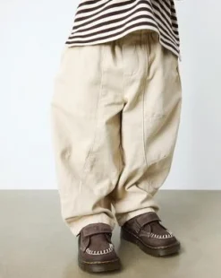 Zapatos Raffe Strap de piel Tumbled Nubuck para niños in Marrón Oscuro