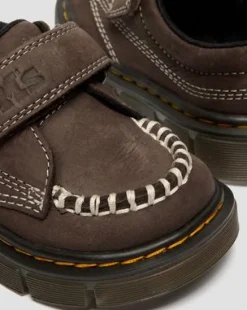 Zapatos Raffe Strap de piel Tumbled Nubuck para niños in Marrón Oscuro