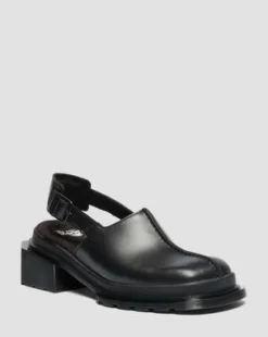 Zuecos Maybole de piel con puntera cuadrada in Negro