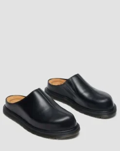 ZUECOS SAN DE PIEL in Negro