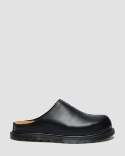 ZUECOS SAN DE PIEL in Negro